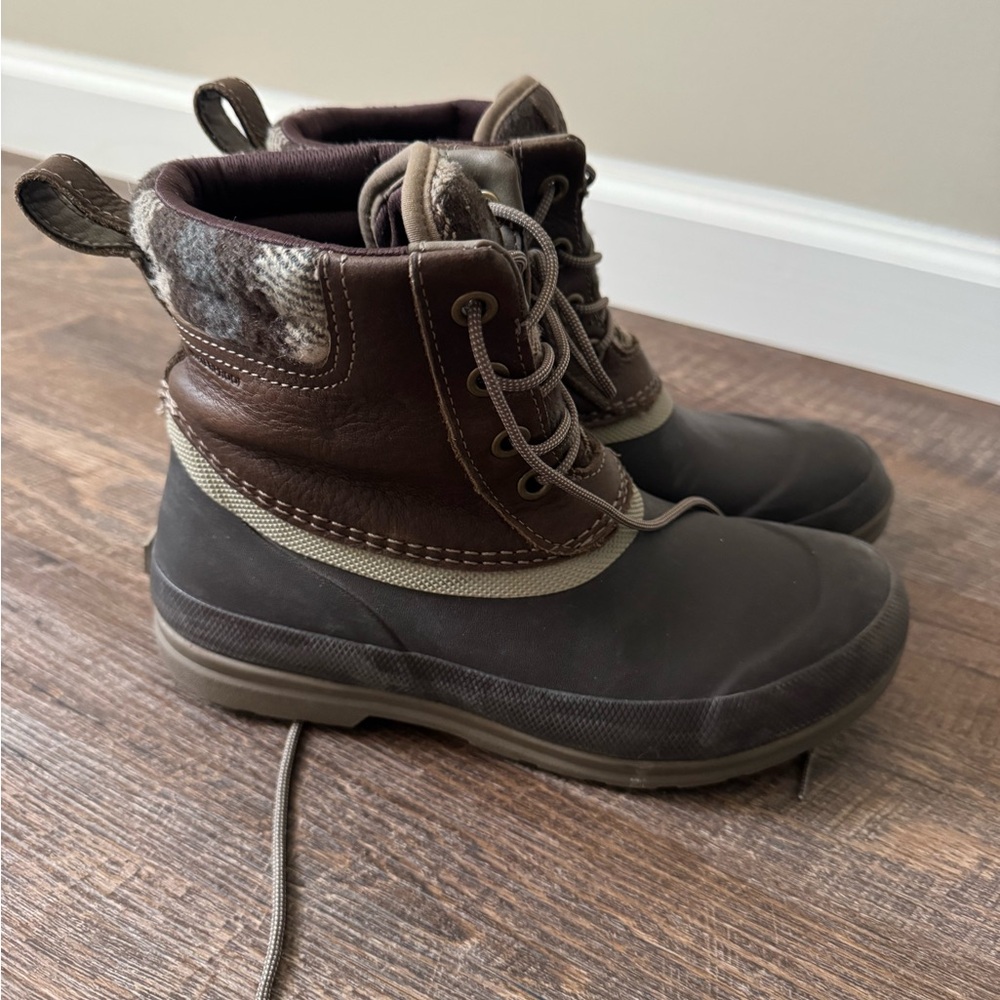 Muck boot Brown Lace-Up Waterproof Duck Boots - Picture 2 of 3